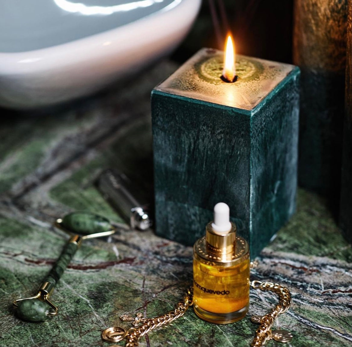 GREEN CANDLE