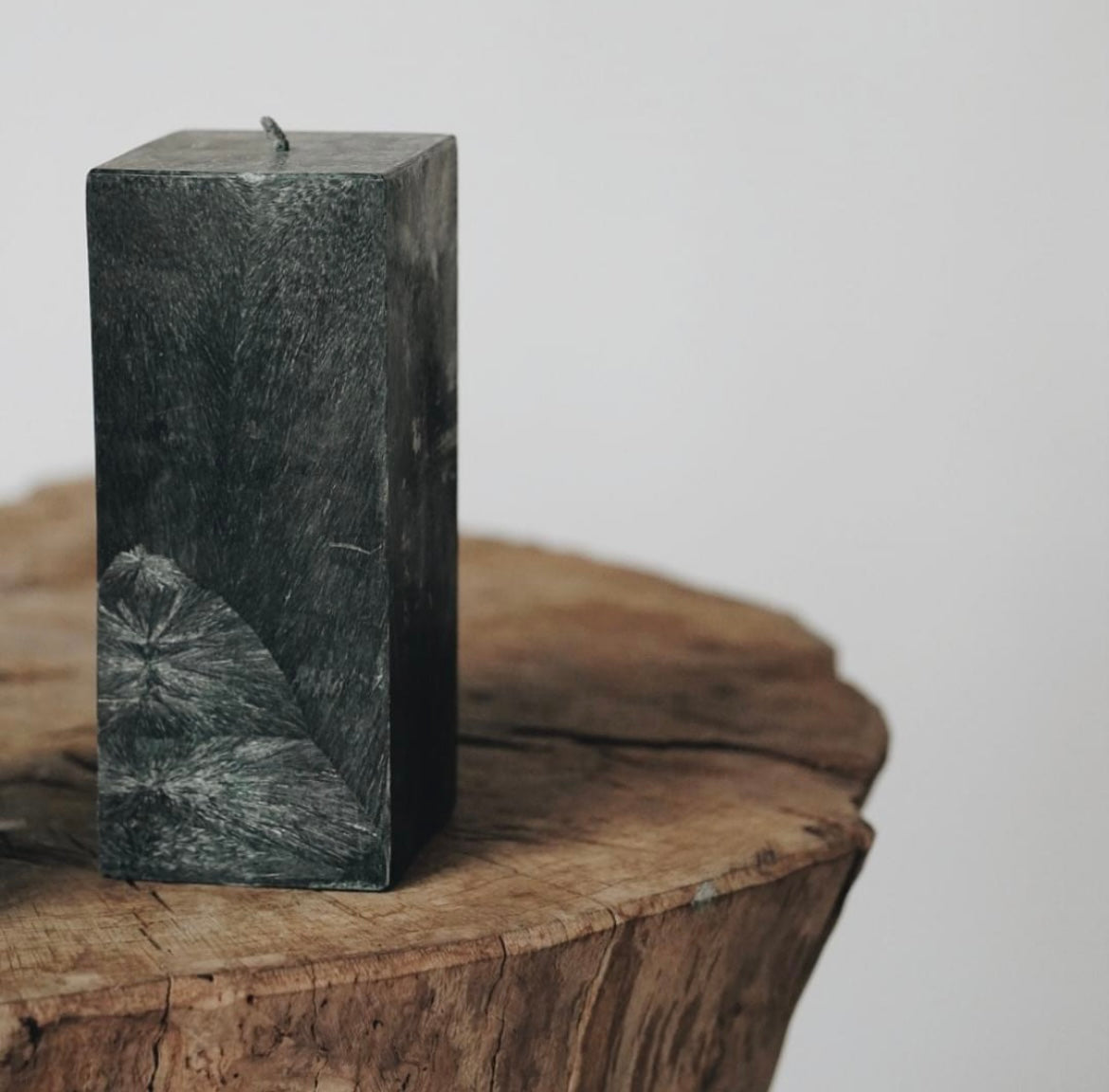 BLACK CANDLE