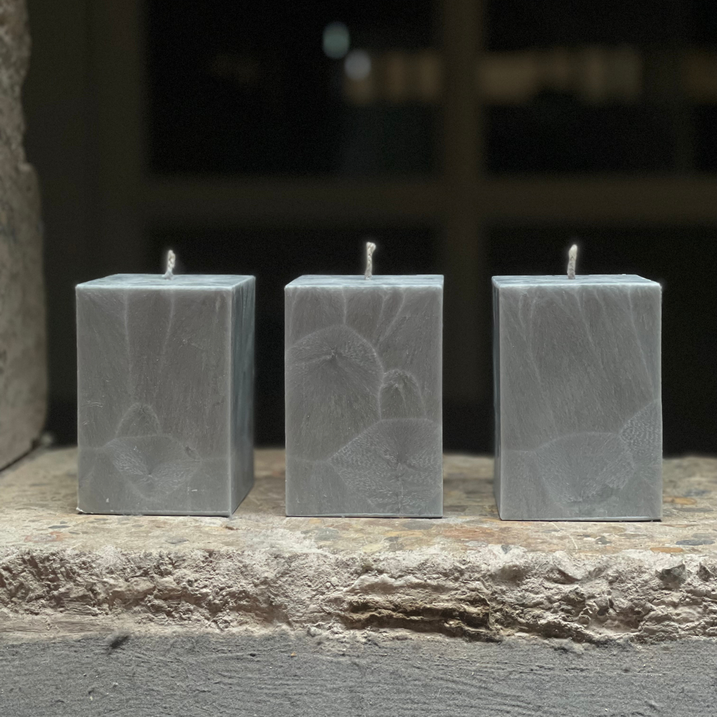 GRAY CANDLE