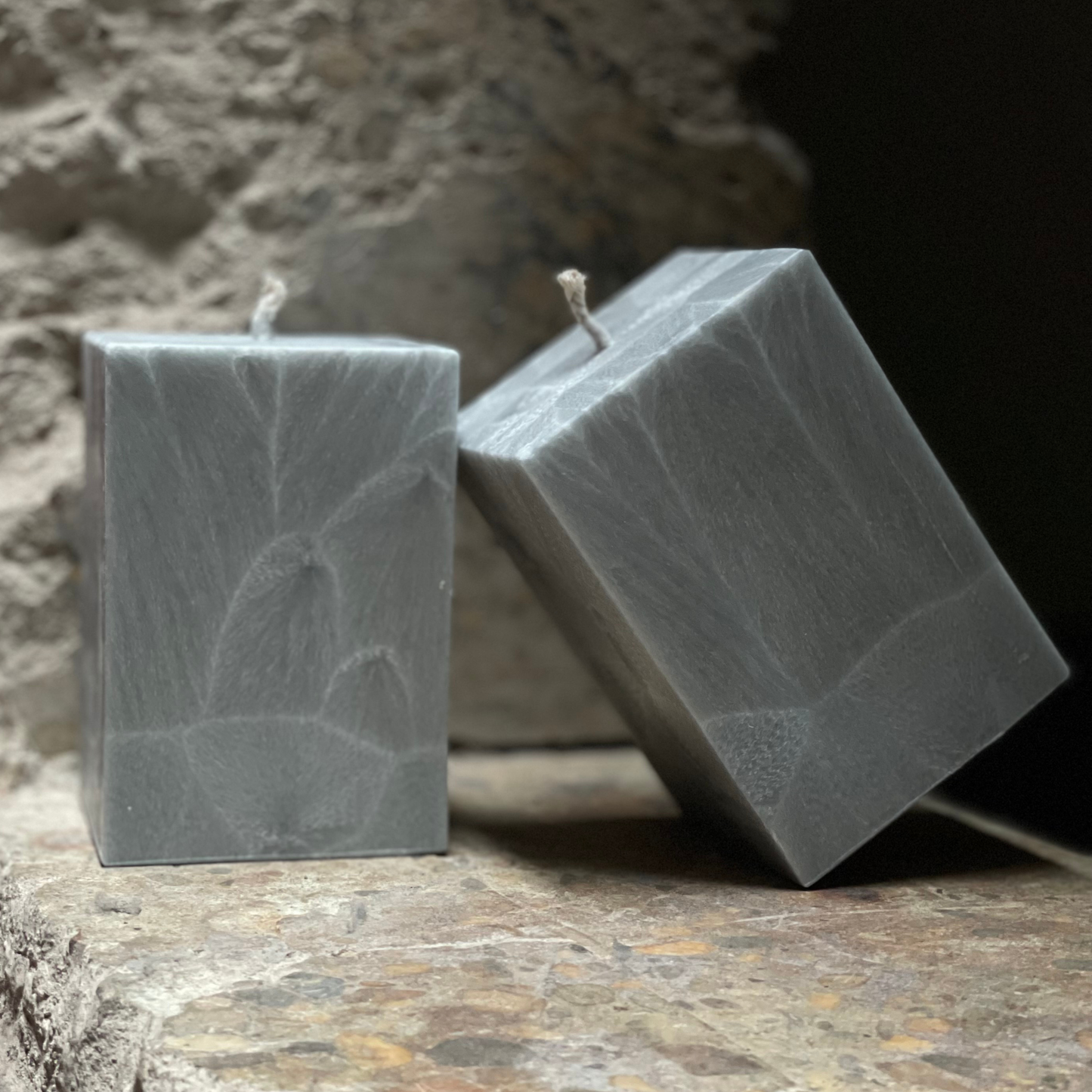 GRAY CANDLE