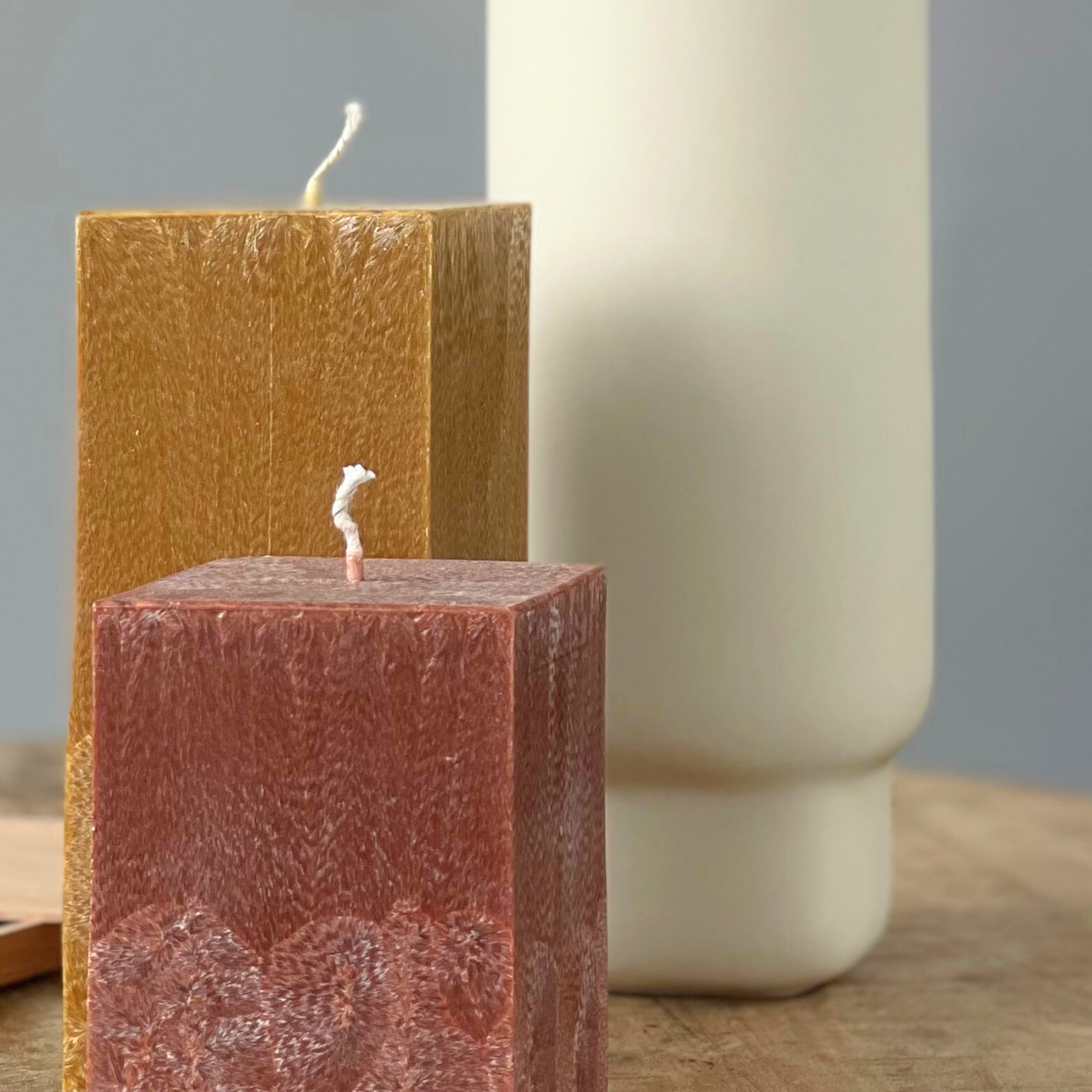 BURGUNDY CANDLES FAMILY