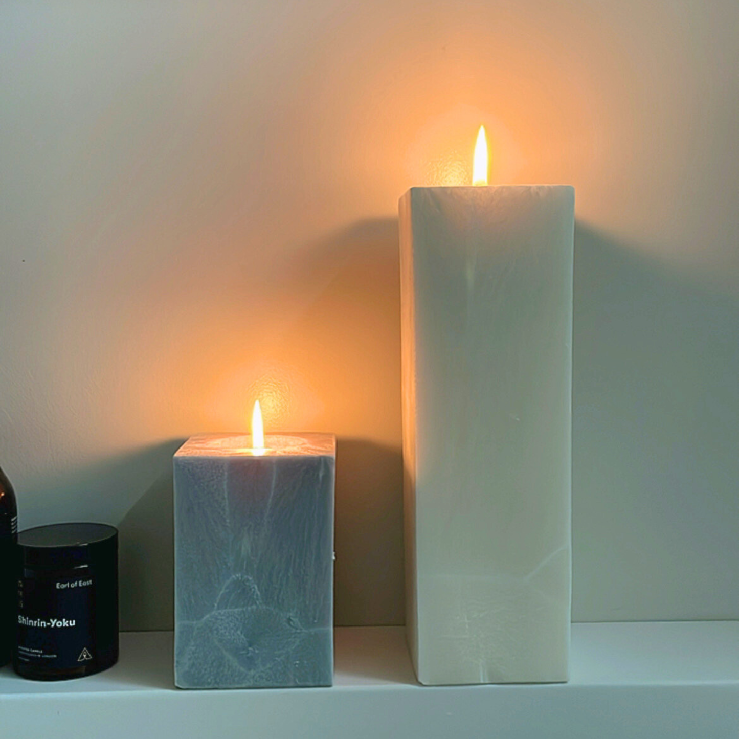 GRAY CANDLE